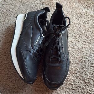 Michael Kors Black Sneakers Sleek Leather Design